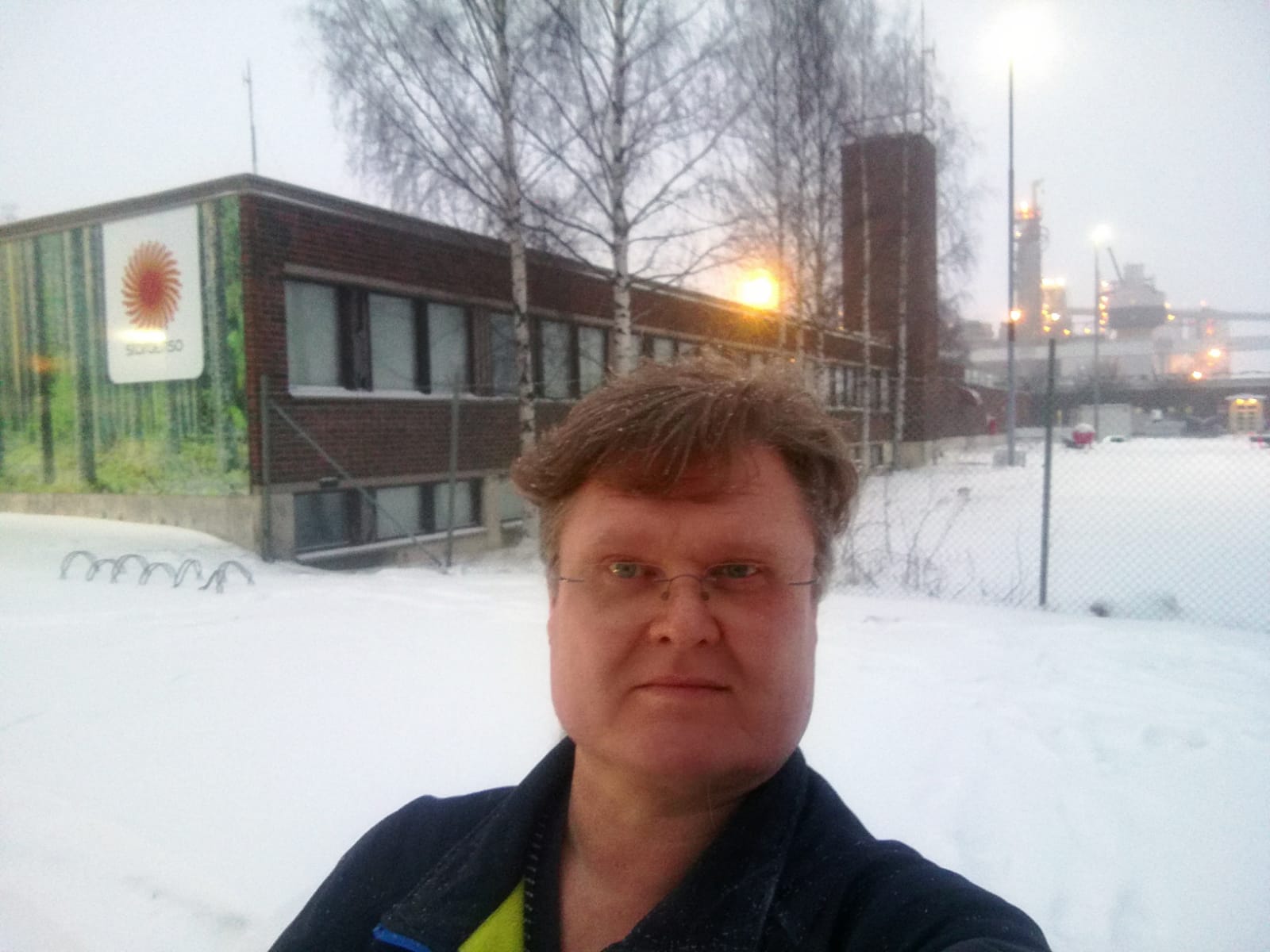 Petri Luoto on Oulun osasto 43:n hallituksen varajäsen ja oman osastonsa luottamusmies tehtaalla.