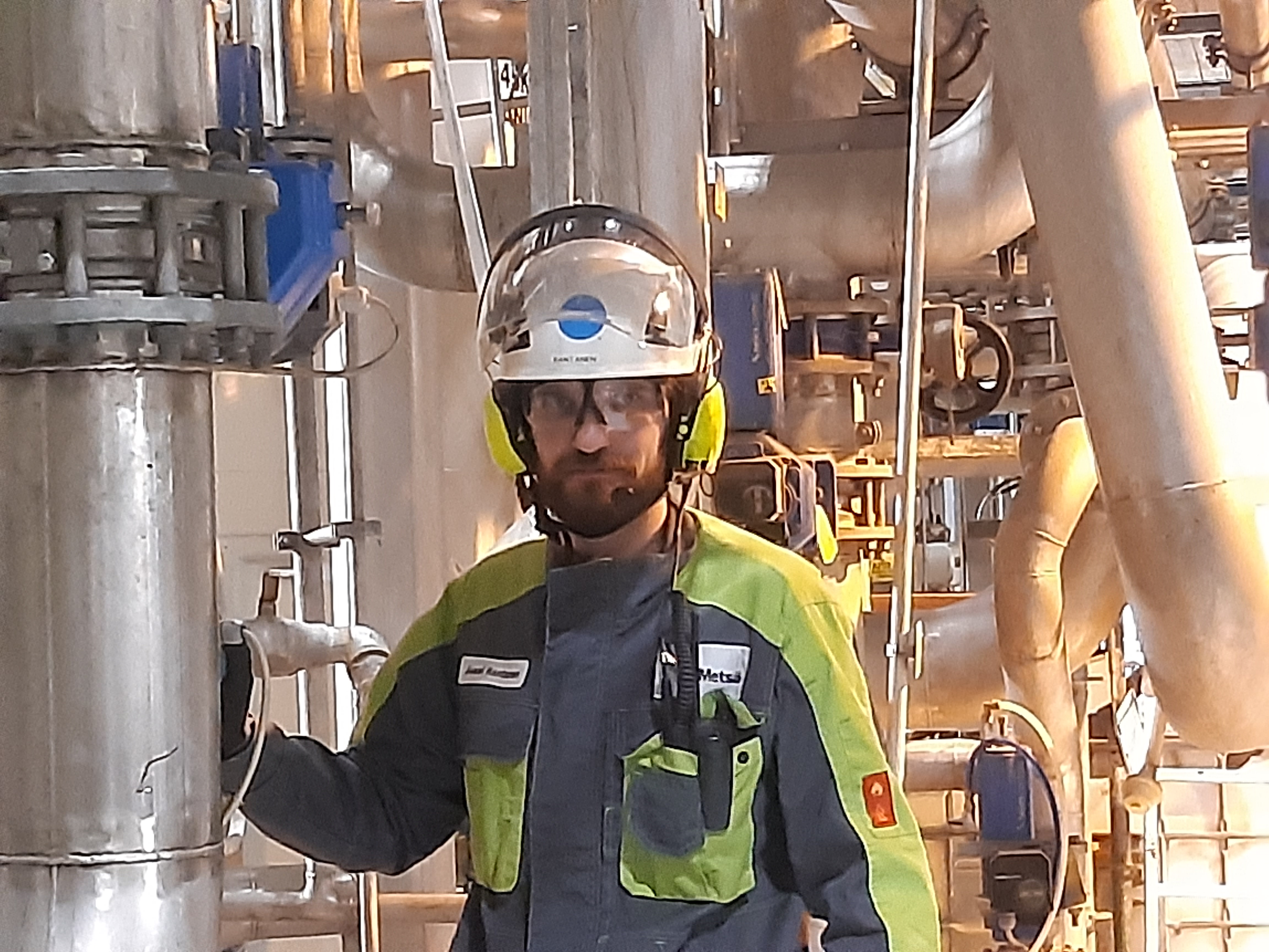 Osasto 8 hallituksen jäsen ja varapuheenjohtaja sekä osastonsa työsuojeluasiamies Jussi Rantanen työskentelee Metsä Fibren Rauman tehtaan voimalaitoksella.