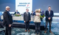 Liittokokous valitsi Petri Vanhalan jatkamaan Paperiliiton puheen johtajana. Myös valtuuston puheenjohtaja Jouko Aitonurmi ja varapuheenjohtaja Ville Nevala jatkavat tehtävissään.