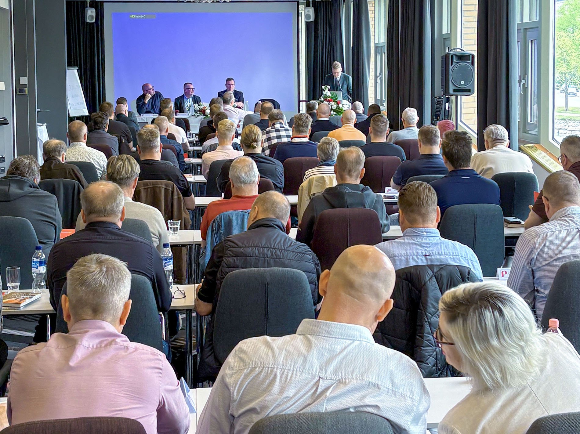 Valtuuston kevätkokous 20.5.2026 Helsingissä. Ajankohtaiset terveiset eduskunnasta toi 120-vuotiaalle liitolle kansanedustaja Antti Lindtman. 