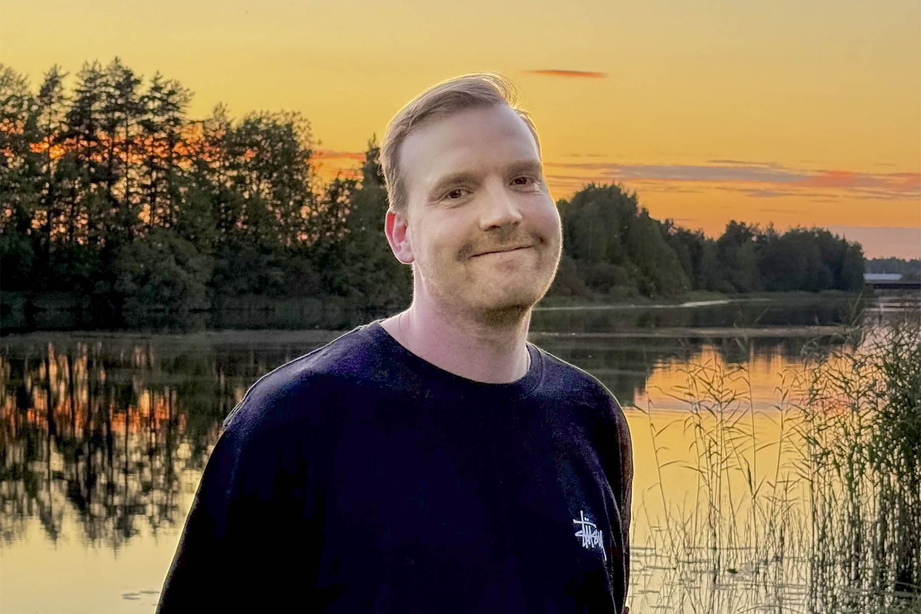 Niko Kujala lähti aikuisten uintiryhmään parantamaan kuntoa ja uintitekniikkaa. 