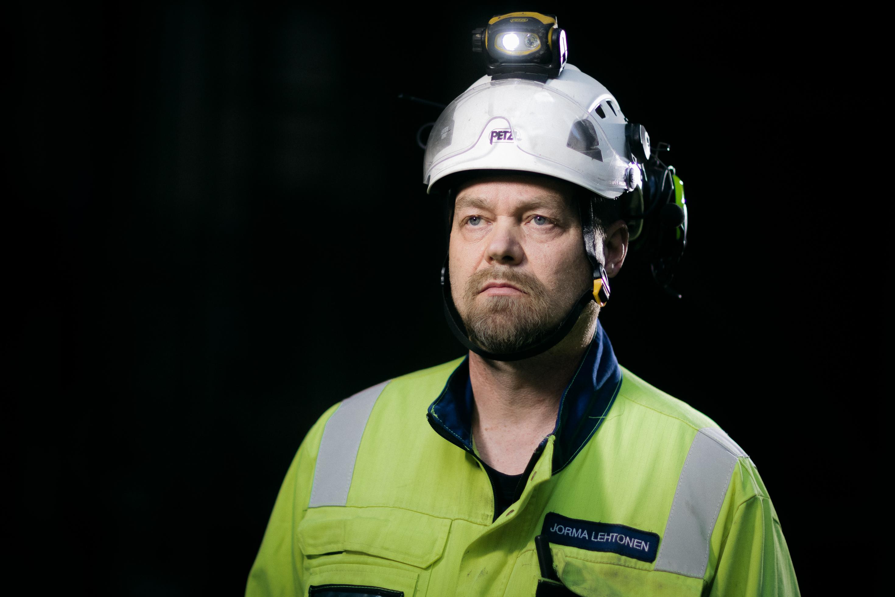 Jorma Lehtonen työskentelee voimalaitoskäyttäjänä Mäntän Energialla.