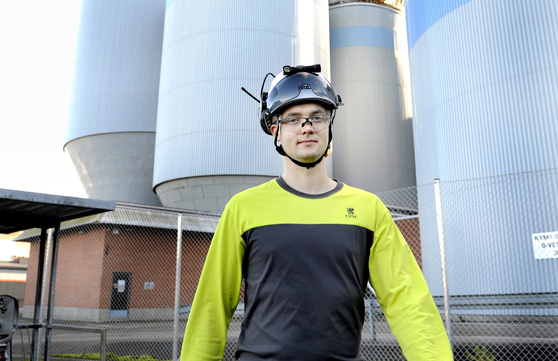 Noona Hatakka pitää tärkeänä huomata luottamushenkilön työn monipuolisuus ja positiivisen palautteen merkitys jaksamisen kannalta.
Kun Antti Kuivasen työpaikka vaihtui Kaukaalta Kymille, hän sai luottamus­henkilöiltä neuvoja muutostilanteeseen.
