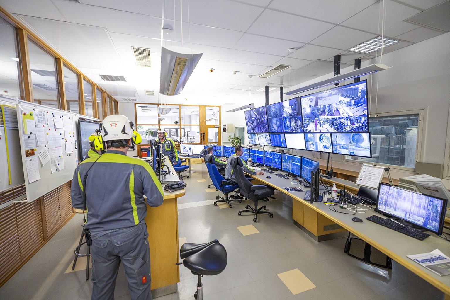 Joutsenon sellutehdas käynnistettiin talveksi pakkasvaurioiden estämiseksi.