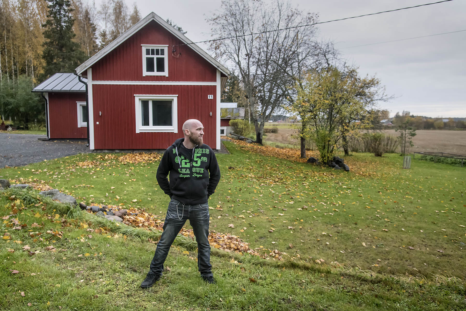 Ossi Korpi päätti ostaa talon, että aika kuluisi paremmin.
Ossi Korpi on 37-vuotias kunnossapitäjä Metsä-Boardin Kaskisten kemihierretehtaalta.